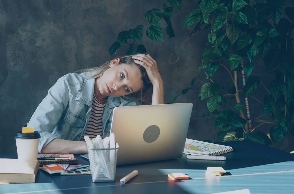 Woman experiencing fatigue and brain fog from dysautonomia